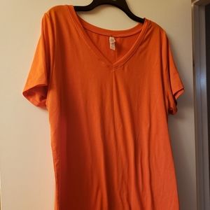 Lularoe v neck t shirt